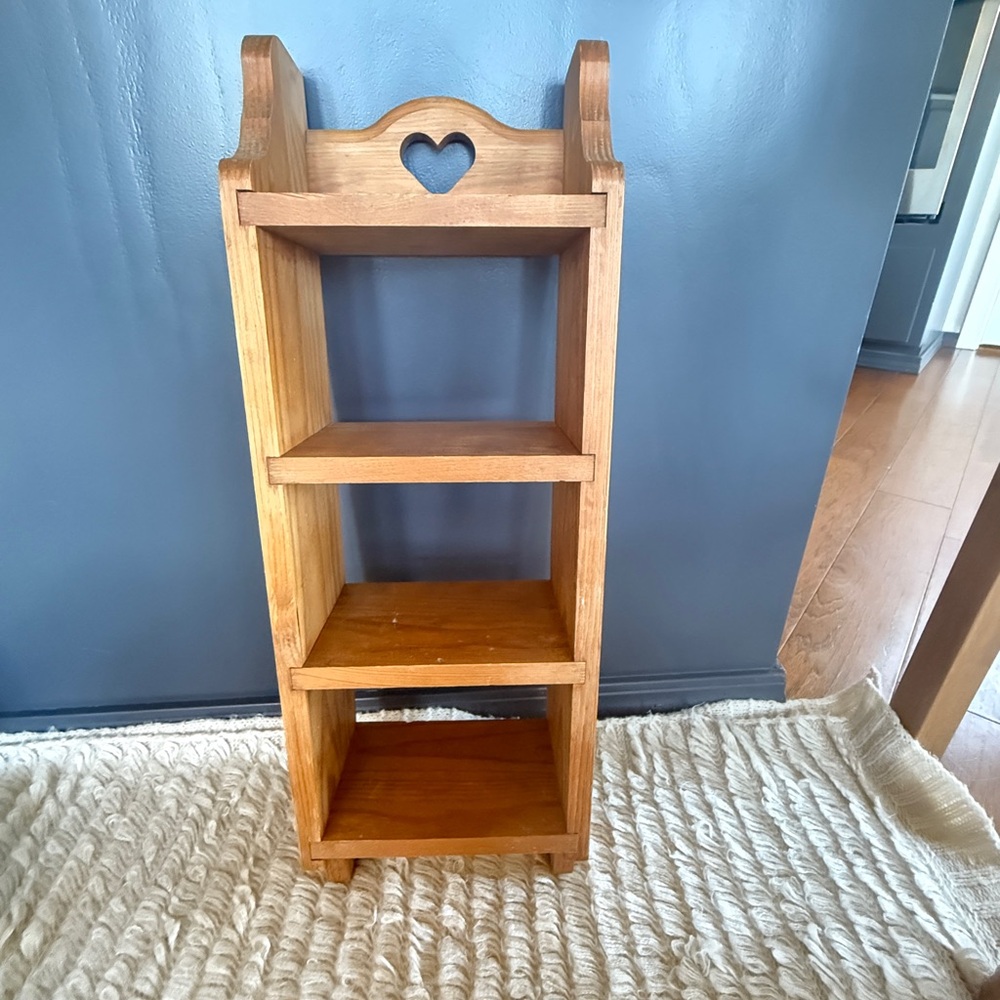 Wooden Heart Design Wall Shelf